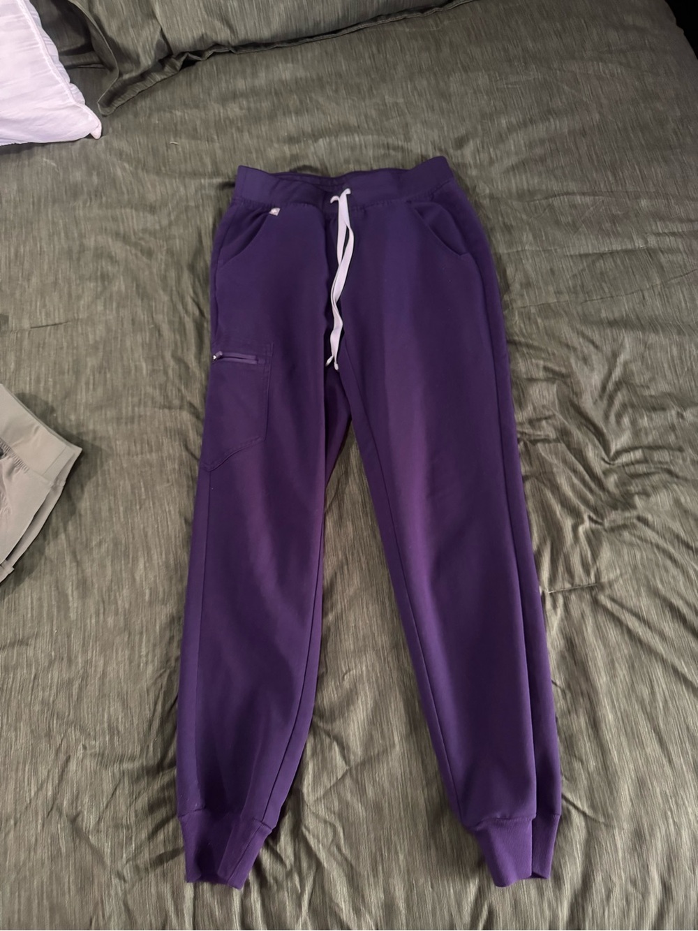 XS Digital Grape Figs Joggers